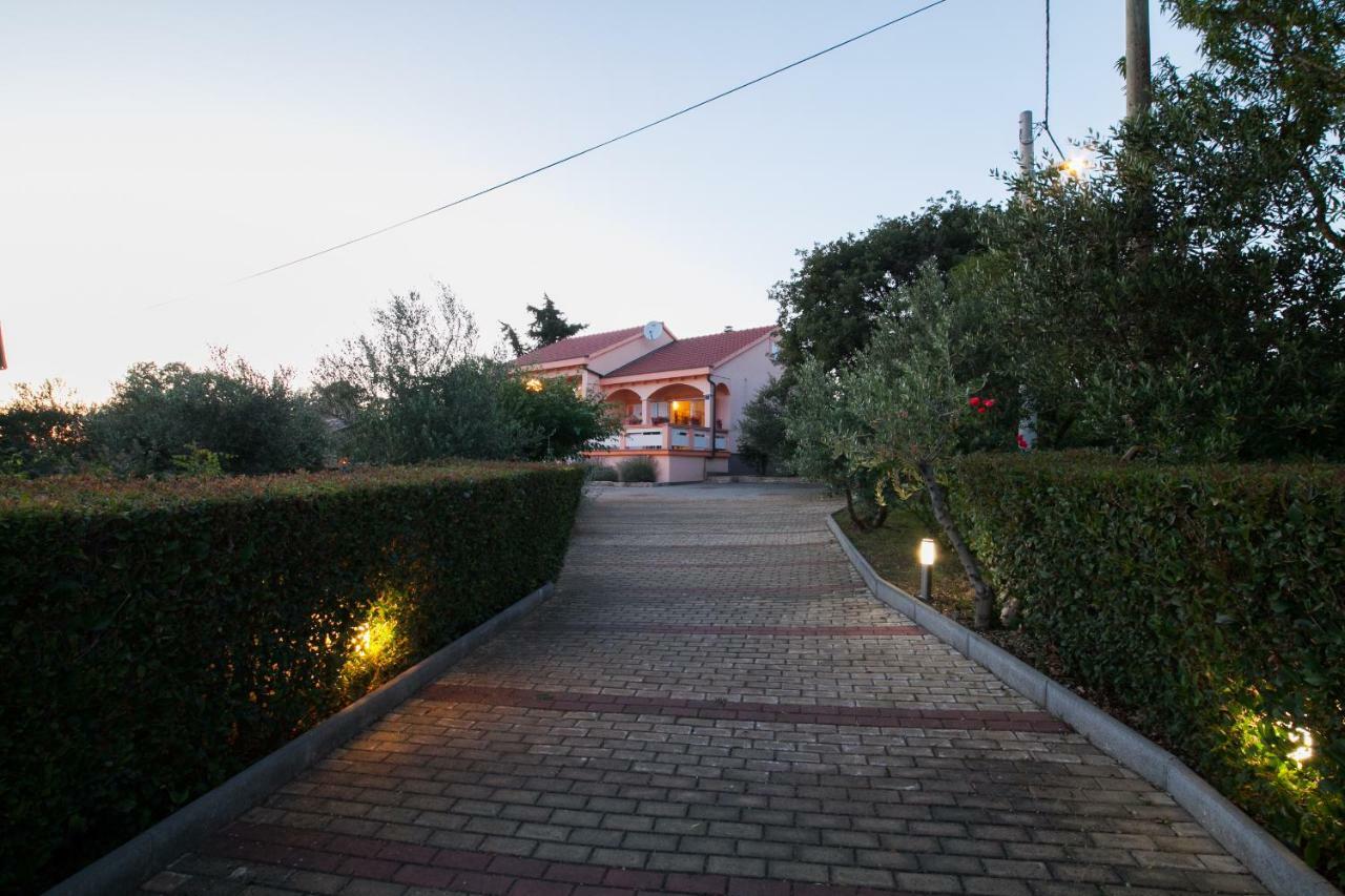 Holiday Home Antonio Dracevac Ninski Экстерьер фото